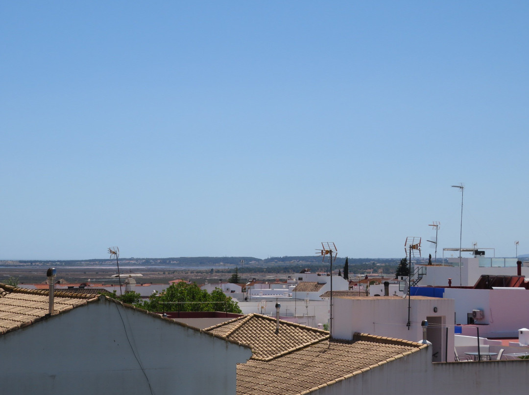 里亚维拉酒店主图