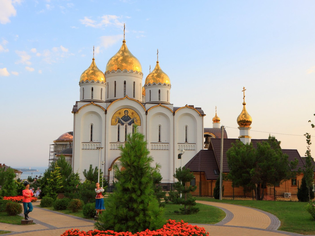 Cathedral of St. Andrew the First-Called景点图片