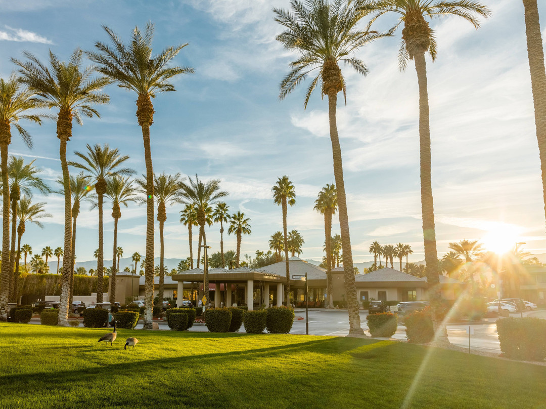 万豪沙漠泉别墅酒店主图