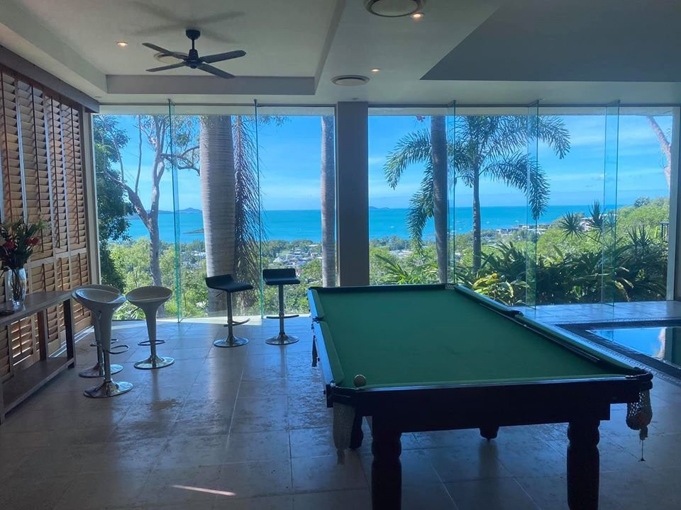 降灵岛热带雨林度假酒店主图