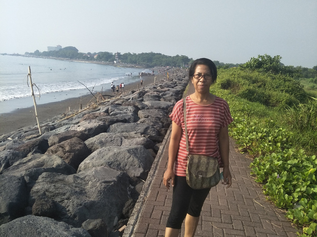 Padang Galak Beach-沙努尔必去景点