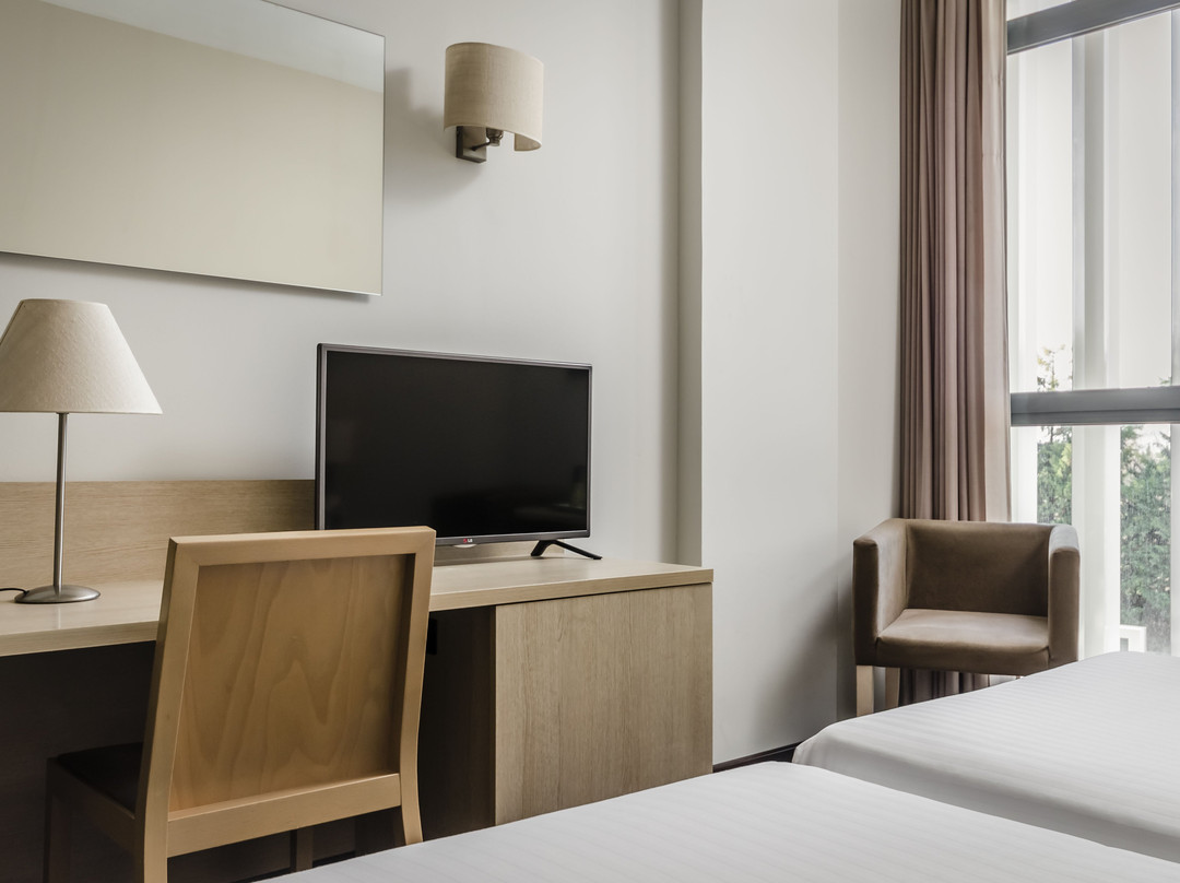 巴塞罗那武萨酒店主图