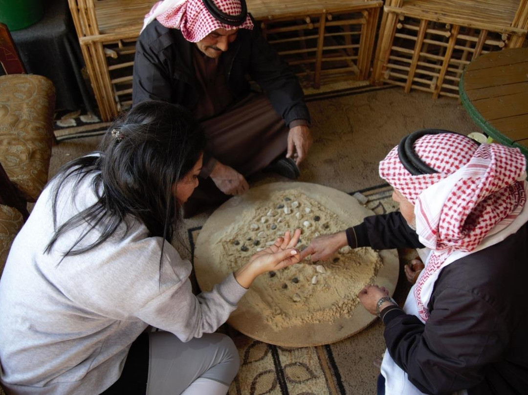 theeban experiences-米底巴必去景点