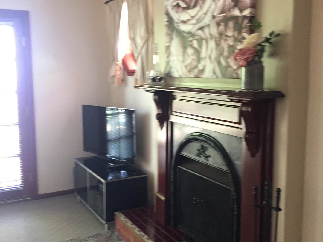 Wine and Roses Bed and Breakfast主图