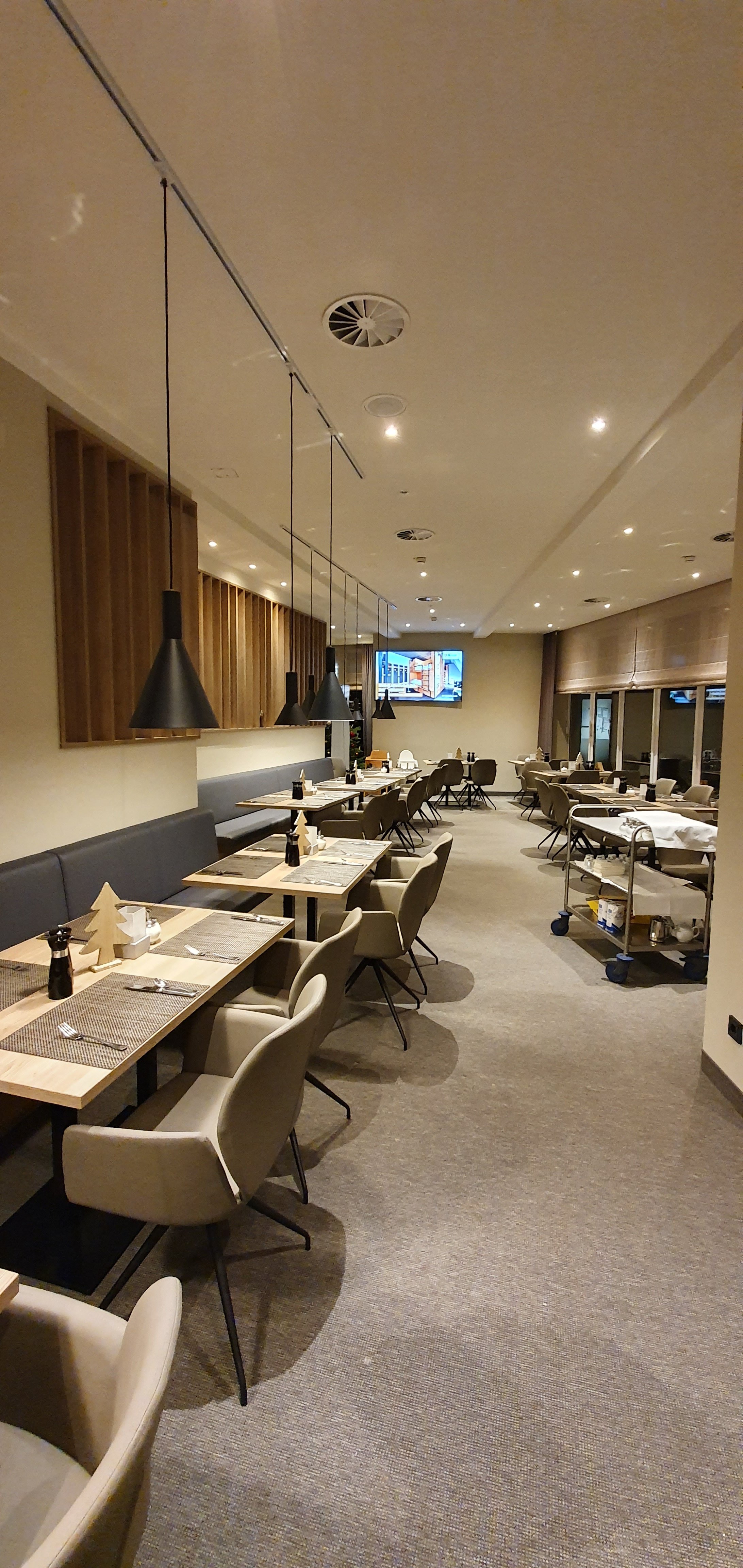 H+ Hotel Köln Hürth-餐饮
