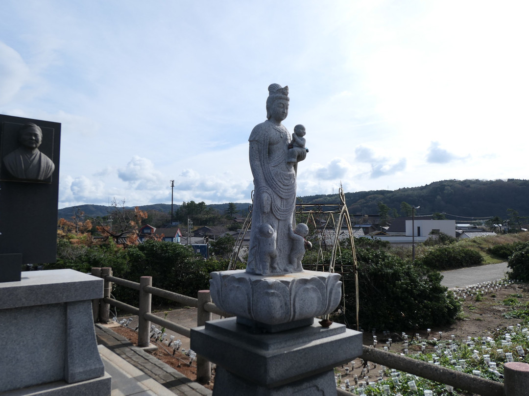 Monument of Ganpeki's Mother景点图片
