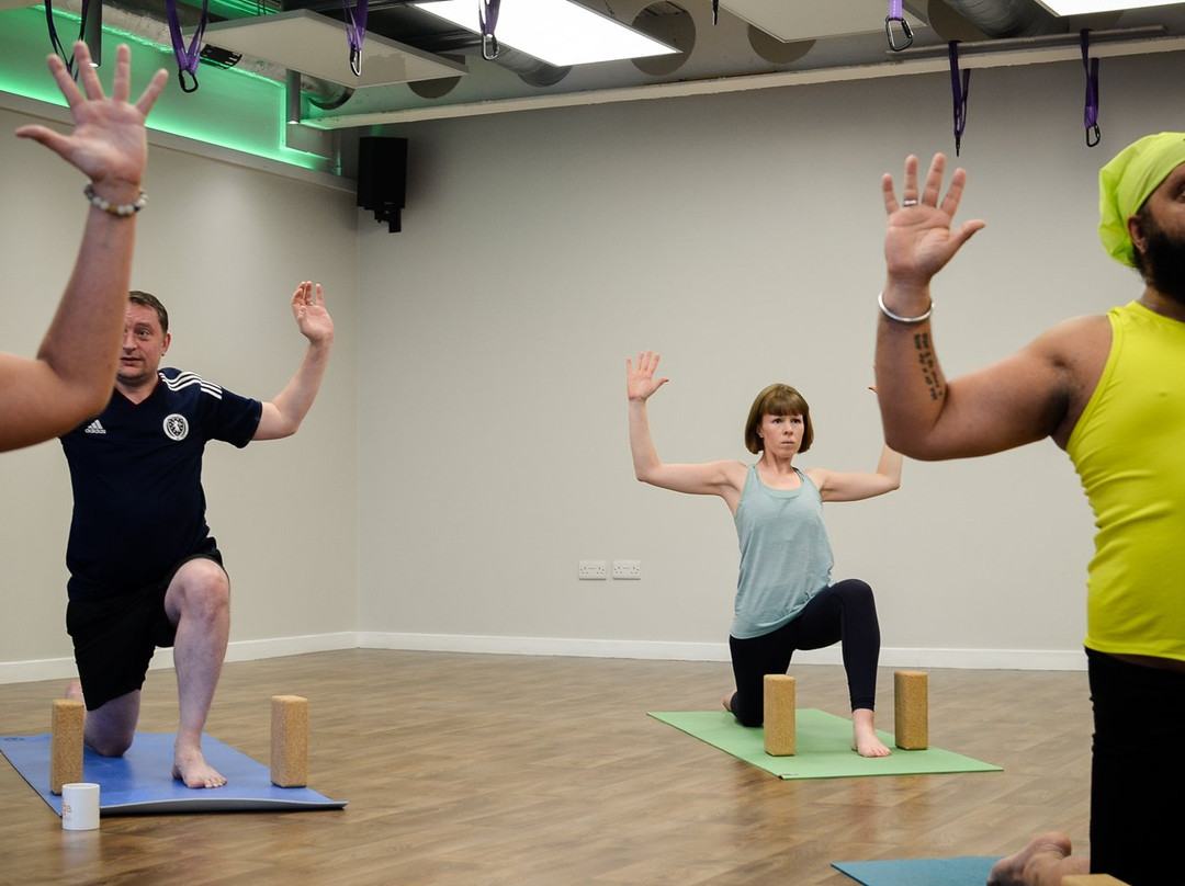 Hot Yoga Edinburgh-爱丁堡必去景点