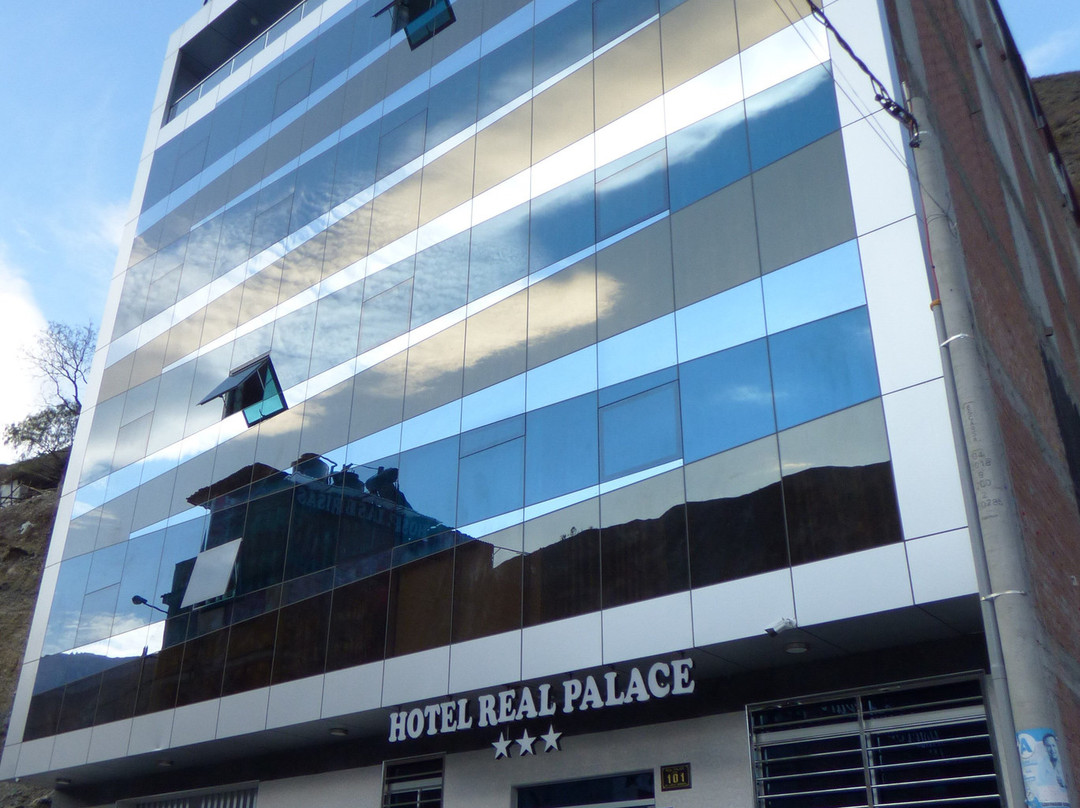 Real Palace Churin主图