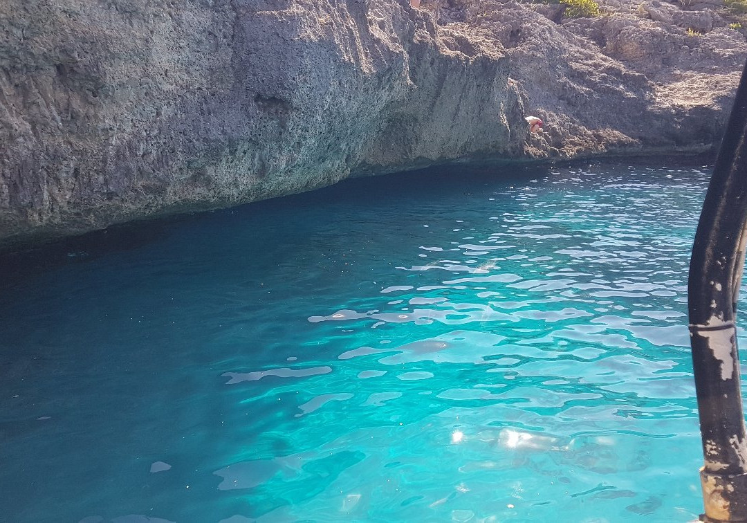 Blue Room Cave-库拉索必去景点