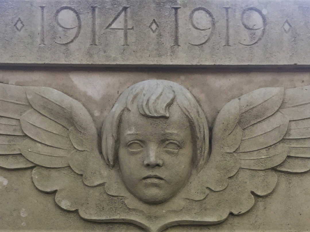 Tenterden War Memorial景点图片