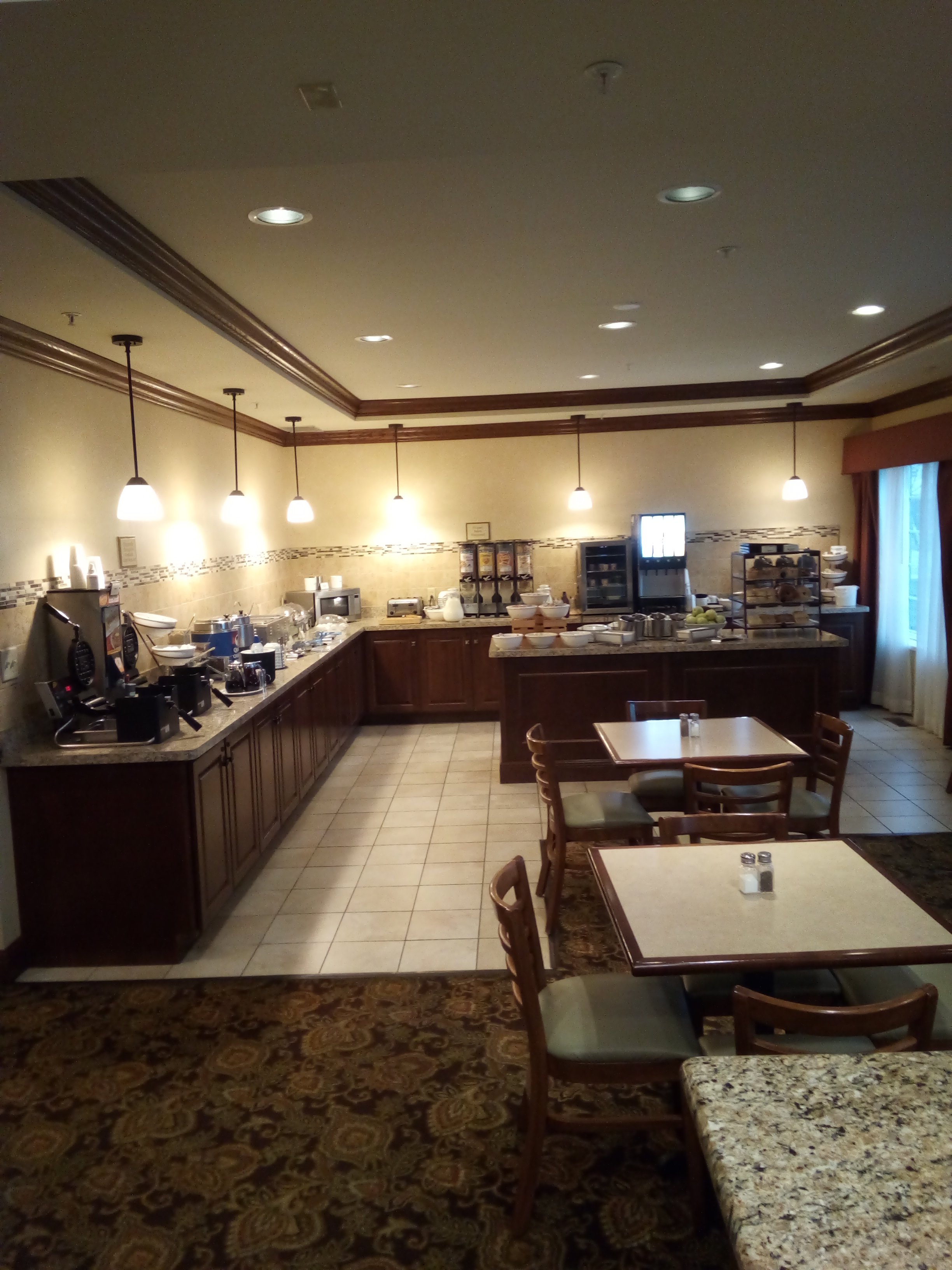 Country Inn & Suites by Radisson, Charleston South, WV-餐饮
