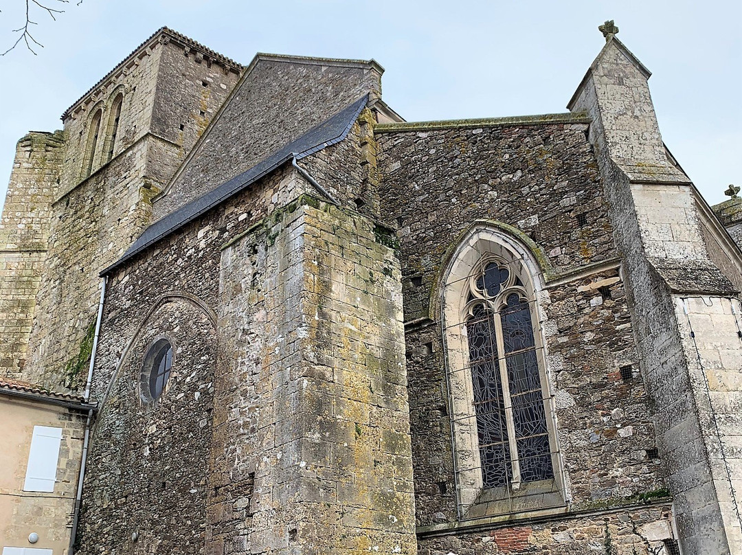Eglise Saint-Hilaire景点图片