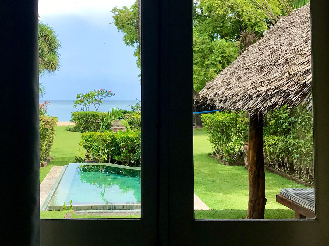 龙目岛图古酒店主图