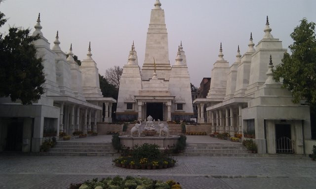 Doodhadhari Barfani Temple景点图片