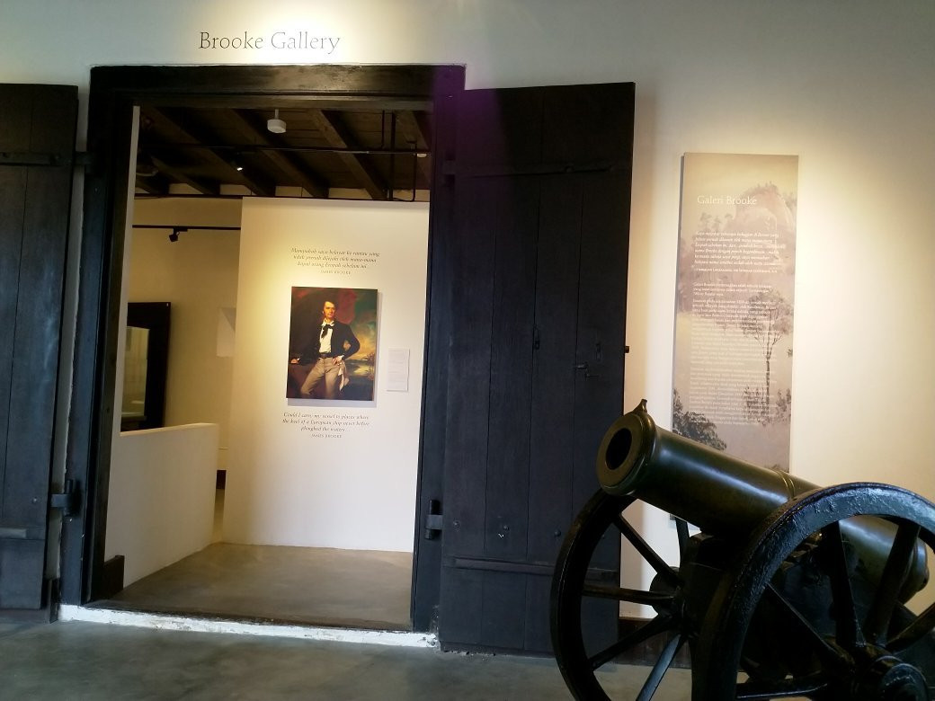 玛格烈达古堡-古晋必去景点