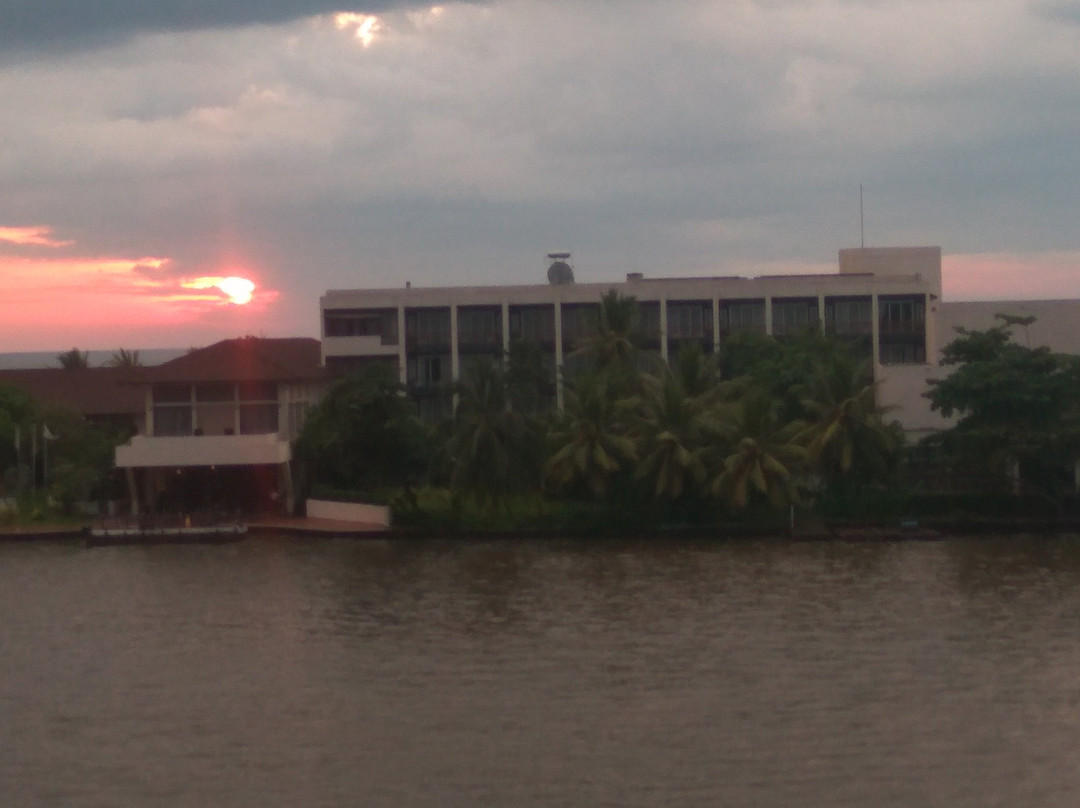 High Rich Resort主图