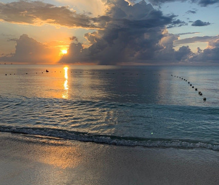 Merrils Beach Resort III主图