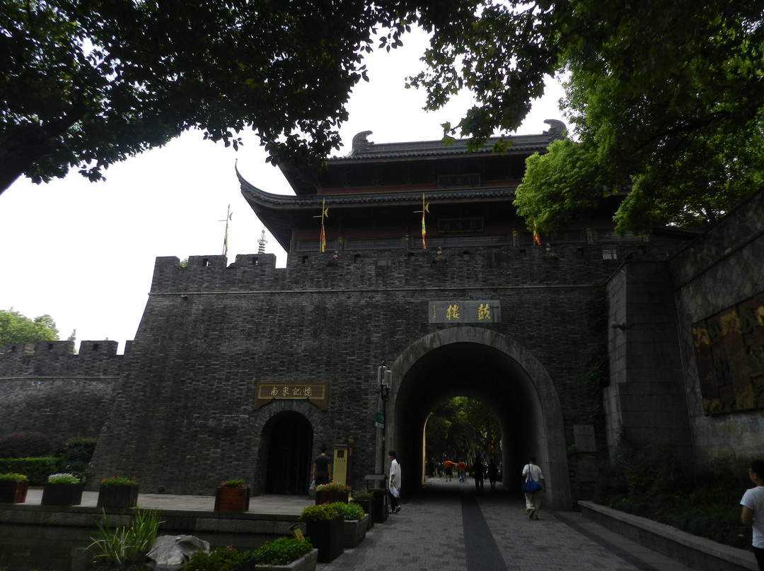 鼓楼堂-杭州市必去景点