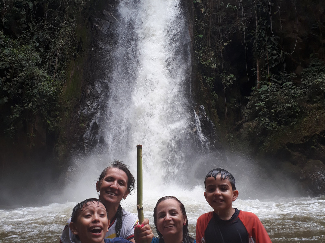 Salto o Cascada Del Caney景点图片