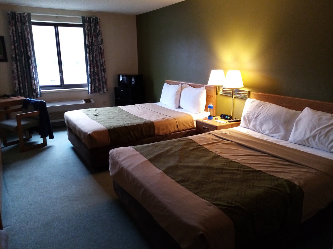 Econo Lodge Inn & Suites主图