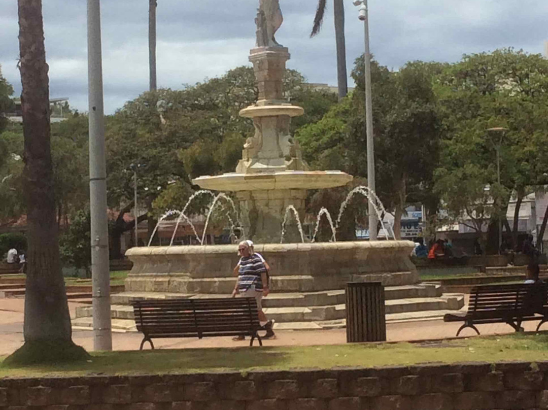 Place des Cocotiers-努美阿必去景点