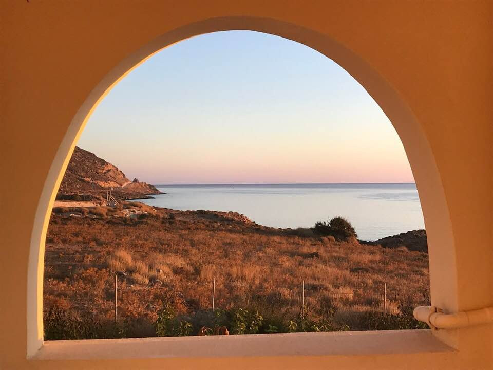 巴洛斯海滩酒店主图