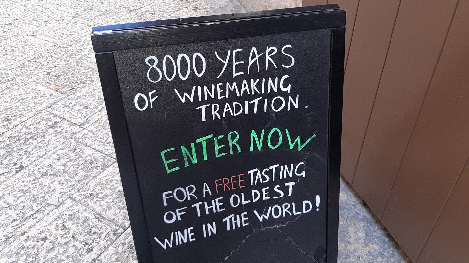 KHAREBA WINERY (ITALIA WINE SHOP)-巴里必去景点