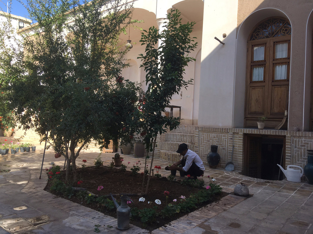 Morshedi House主图