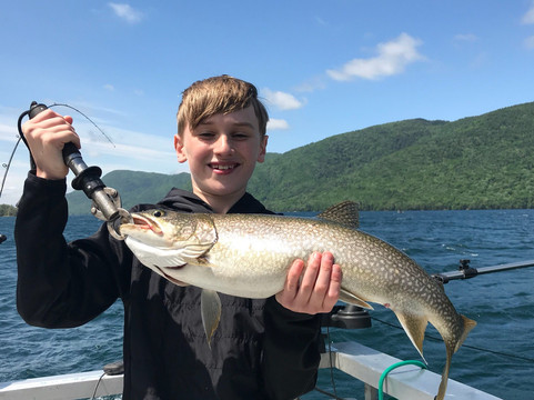 Justy-Joe Sportfishing Charters-乔治湖必去景点