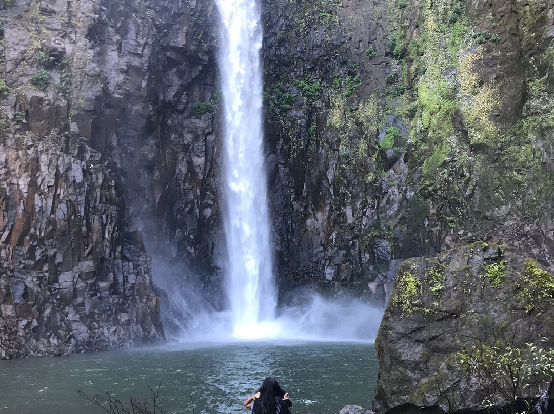 Sada Falls景点图片