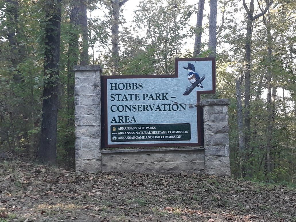 Hobbs State Park Conservation Area景点图片