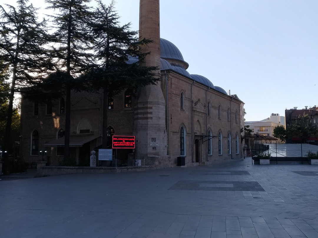 Kutlubey (Ulu) Camii-Isparta必去景点