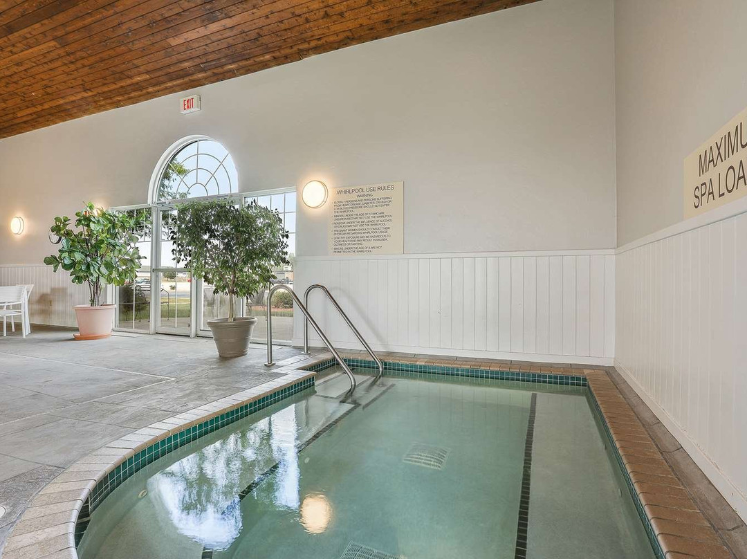 Country Inn & Suites by Radisson, Green Bay, WI主图