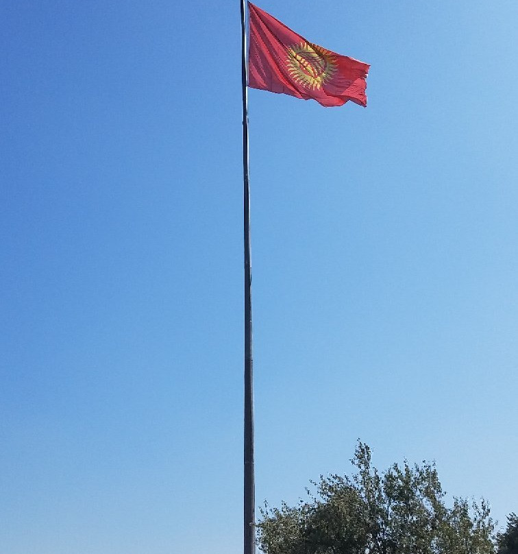 Flagstaff With Country Flag-比斯凯克必去景点