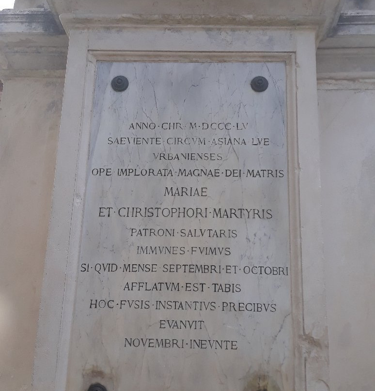 Obelisco di Piazza San Cristoforo-Urbania必去景点