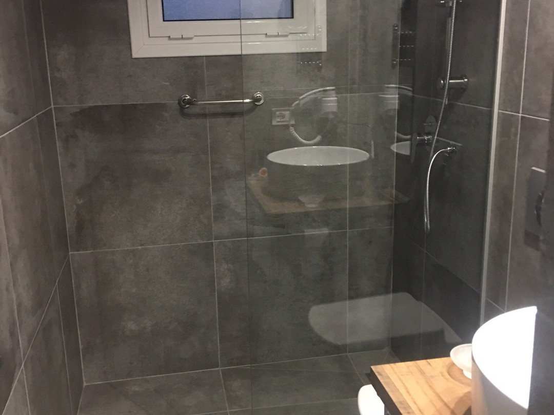 Golden View Residence主图