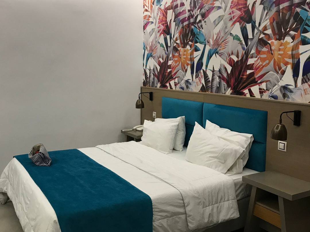 May Beach Hotel主图