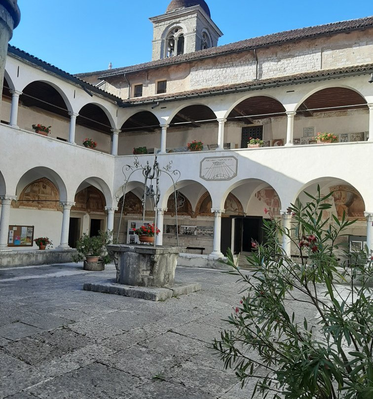 Santuario Santi Vittore e Corona景点图片