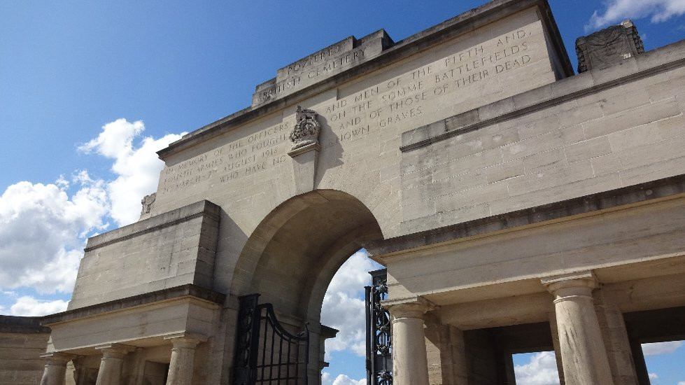 Pozieres Memorial景点图片