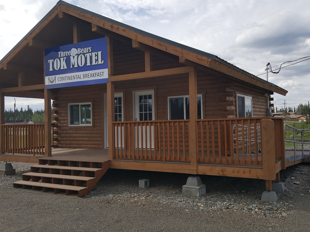 Three Bears Tok Motel主图