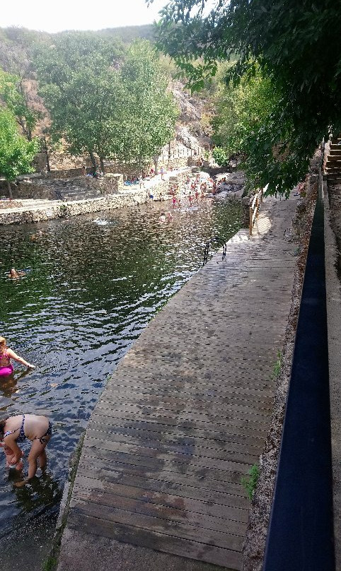 Piscina Natural  Casas del Monte景点图片