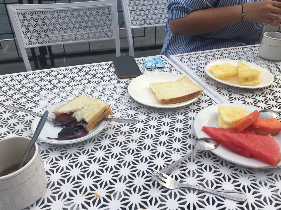 Tiara Bunga Hotel & Villa主图