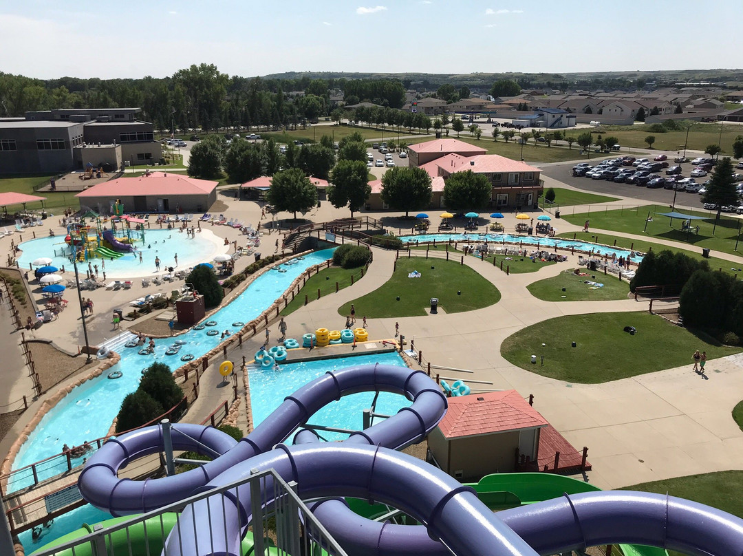 Raging Rivers Waterpark景点图片