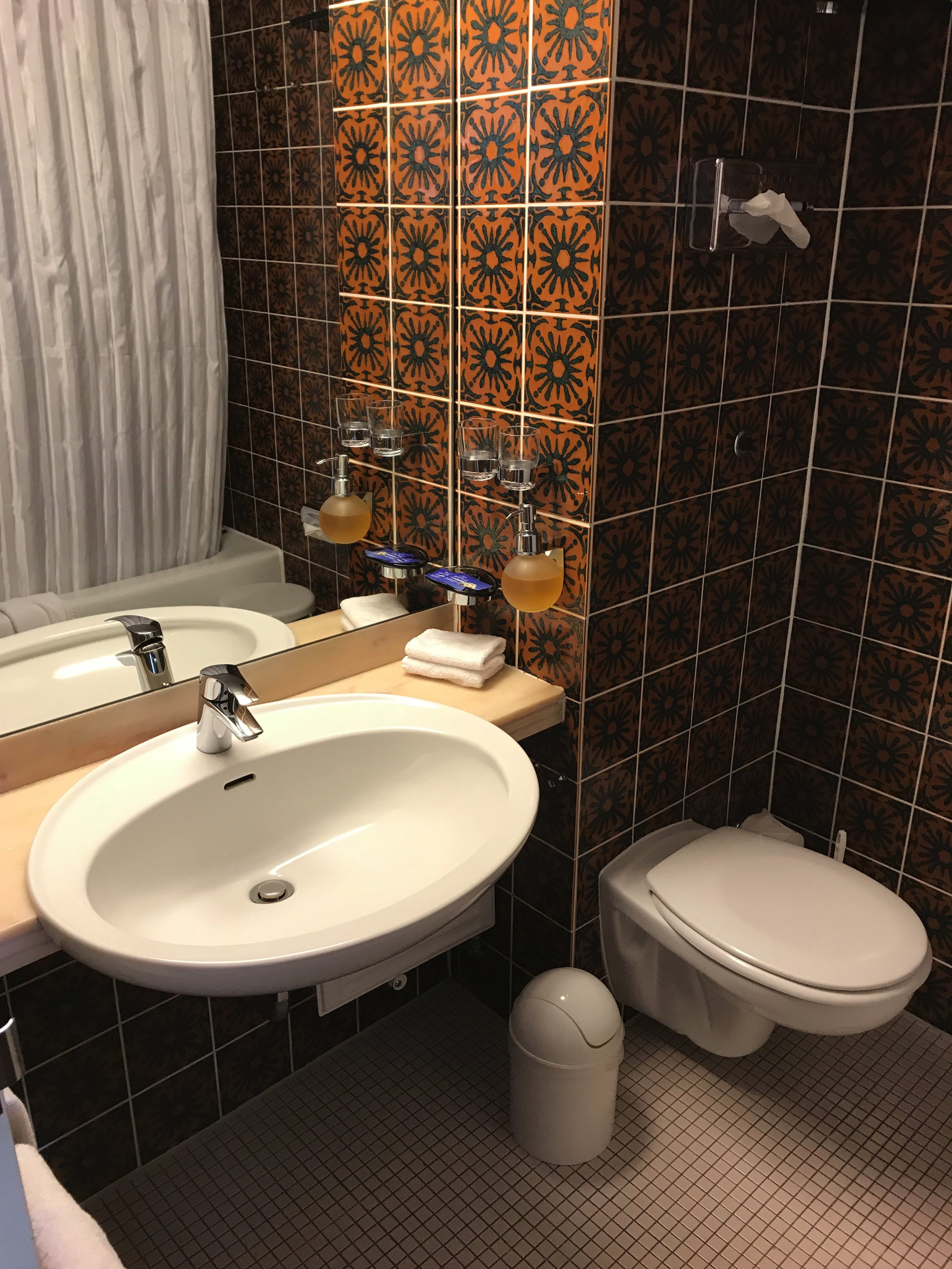 巴特萨尔楚夫伦玛丽蒂姆斯塔斯拜德酒店-浴室