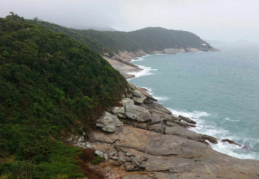 Caravelas Beach-布基亚斯必去景点