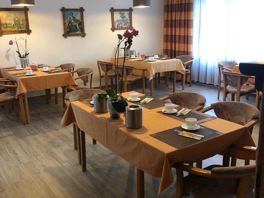 Gaestehaus Hess主图