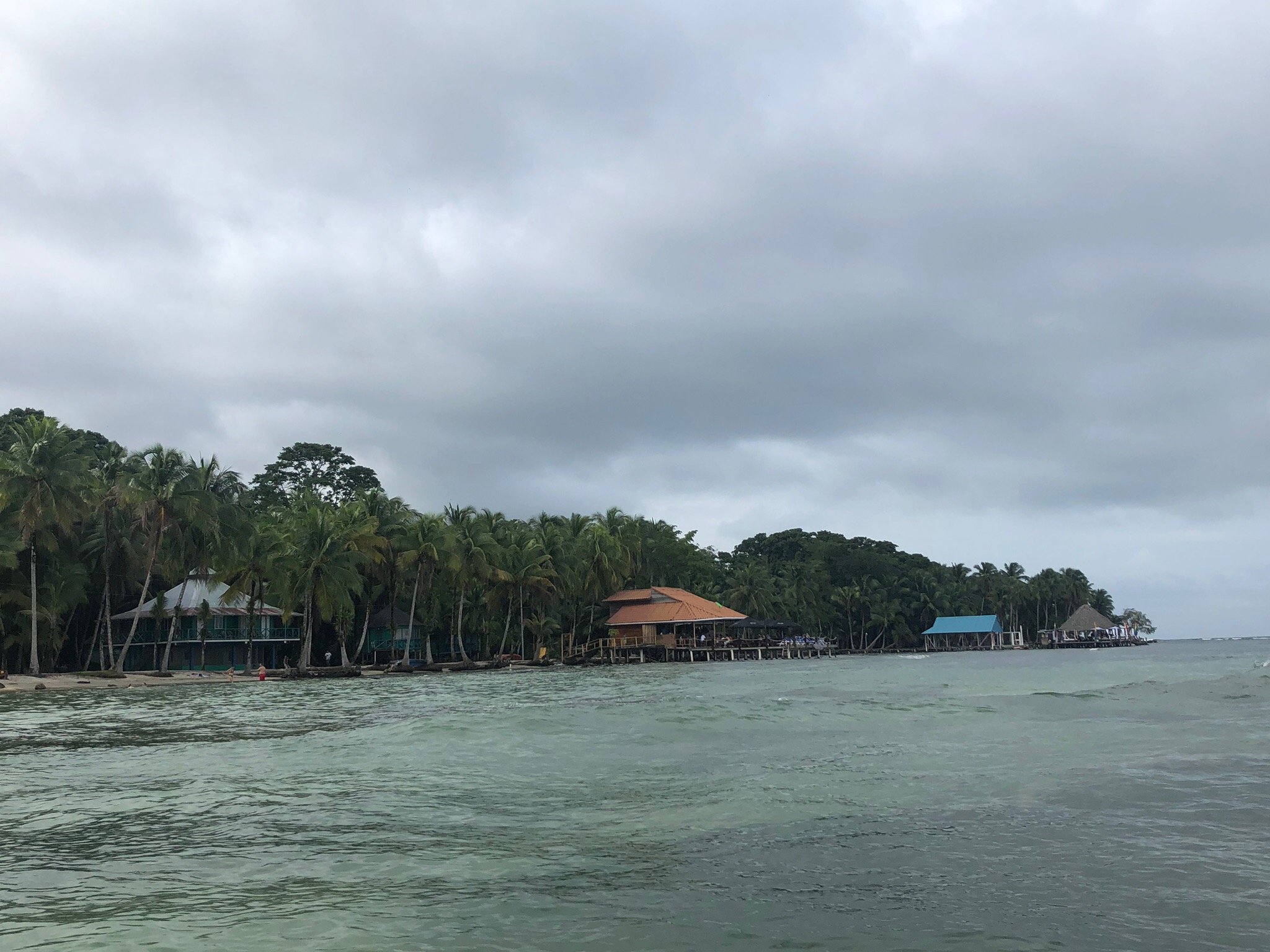 Buccaneer Resort-官方