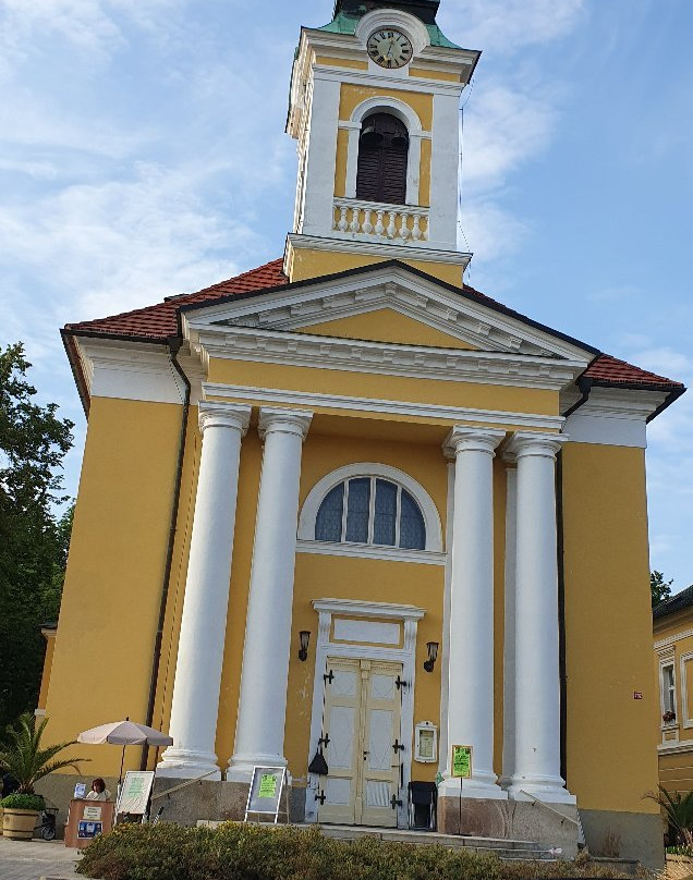 Church of the Exaltation of the Cross (Kostel Povyseni sv. Krize)-弗提科维泉市必去景点
