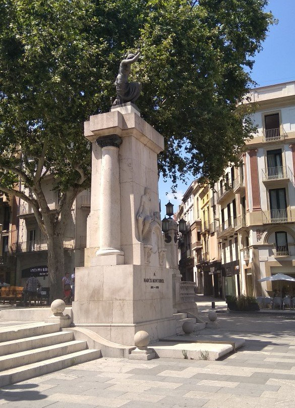 Monumento a Narciso Monturiol景点图片