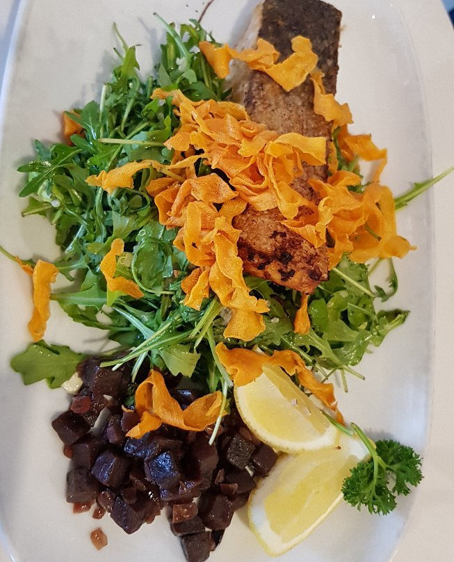 玫瑰大酒店主图